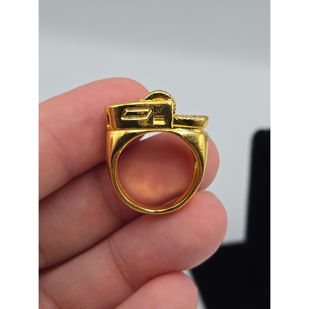 Unbranded lighter‎ Statement Ring Mens Womens Size 7 Gold Tone Good Novelty
